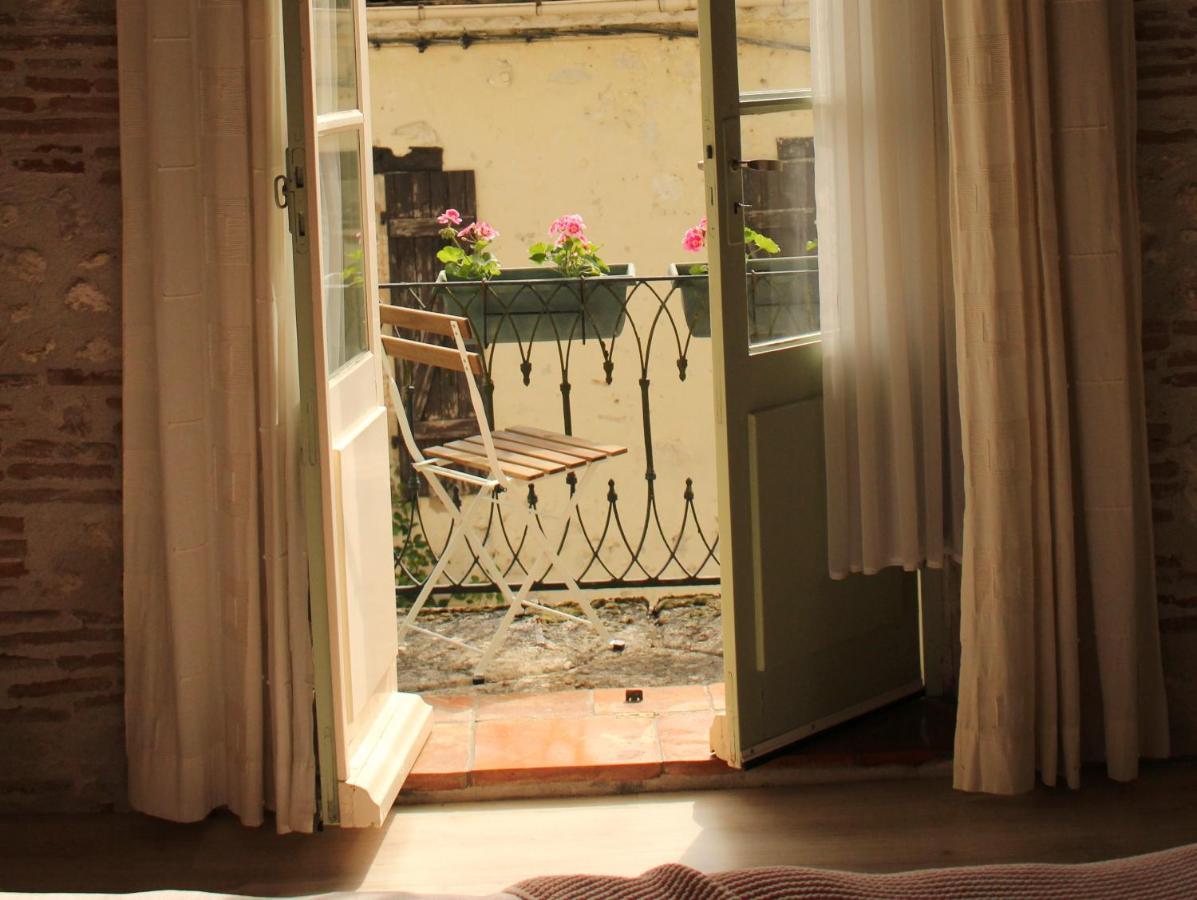 Monclar-d'Agenais Madamenfrance B&B 외부 사진